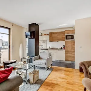 Appartement Welkeys - La Fontaine, Paris